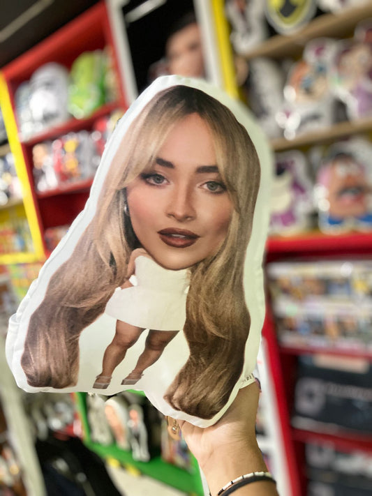 Almohada Sabrina Carpenter